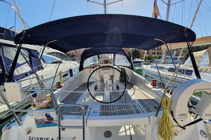 Verhuur Zeilboot Beneteau OCEANIS 343 San Roque