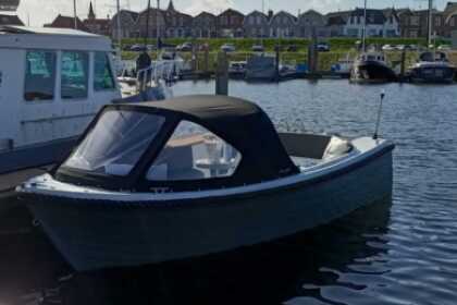Rental Motorboat Luxe Sloep Tholen