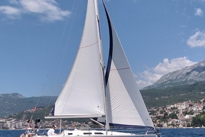 Hire Sailboat ELAN 333 Herceg Novi