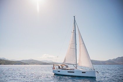 Alquiler Velero Jeanneau Sun Odyssey 410 Atenas