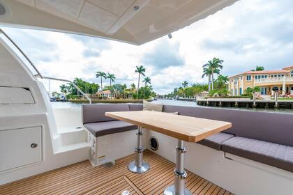 Noleggio Barca a motore Prestige 460 FLY Castellammare di Stabia