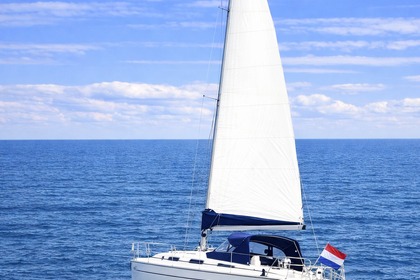 Charter Sailboat Bavaria Bavaria 34 Cruiser Schokkerhaven