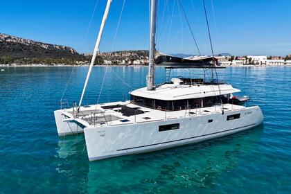 Noleggio Catamarano Lagoon Lagoon 560 S2 Cagliari
