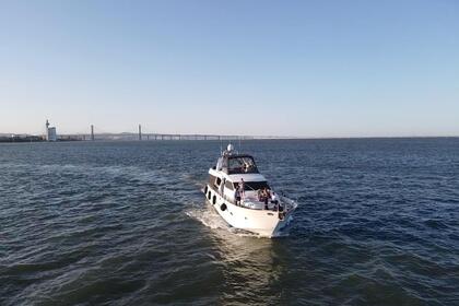 Aluguel Iate a motor spertini alalunga Lisboa