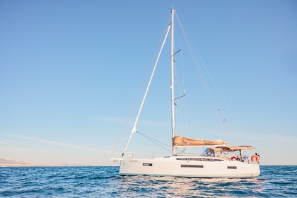 Noleggio Barca a vela Jeanneau Sun Odyssey 410 - 3 cab. Laurio