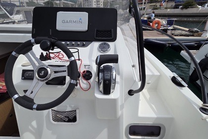 Location Bateau à moteur Beneteau Flyer8 Toulon