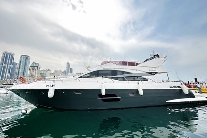 Verhuur Motorboot Integrity 2022 Dubai