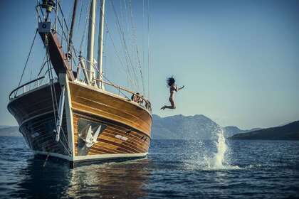 Rental Sailing yacht Custom Custom Salamina