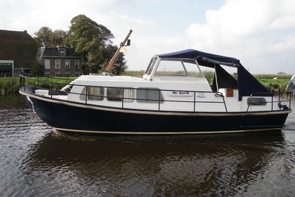 Hire Motorboat Doerak 850 OK AK Mr. Gerrit Heerenveen