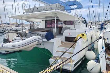 Hire Catamaran Fountaine Pajot Fountaine Pajot Tanna 47 - 5 + 1 cab. Trogir