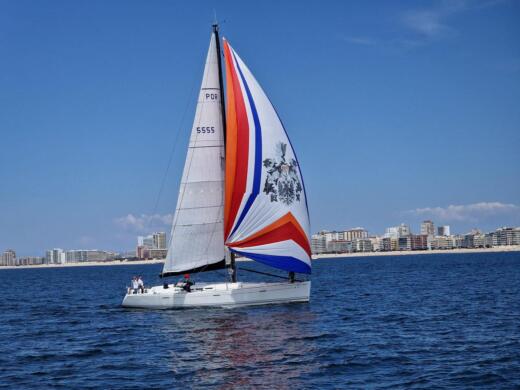 Sailboat Beneteau First Planta da embarcação