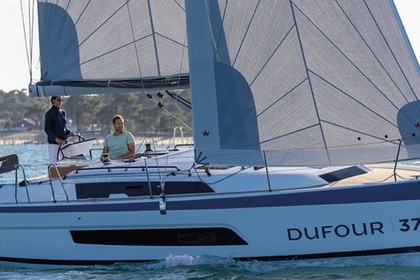 Verhuur Zeilboot 3 DUFOUR 37 KA (3D/2C) Bandol