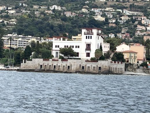 Monako Motorboat Sunseeker Superhawk 48', 15 mètres alt tag text