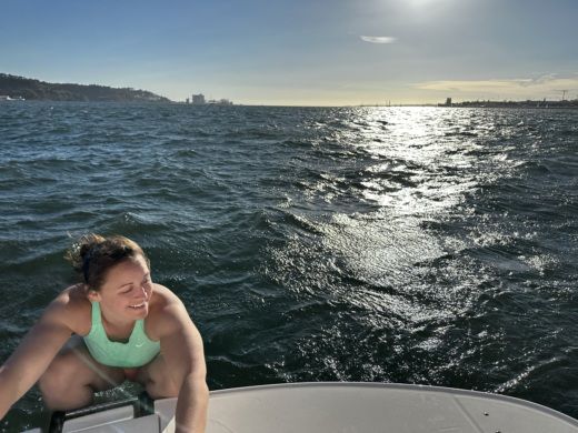 Lissabon Motorboat Chaparral 210 SSI Sundeck alt tag text