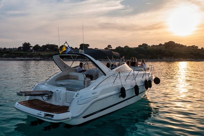 Hyra båt Motorbåt Cranchi Zaffiro 34 Halkidiki