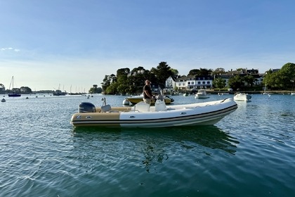 Location Semi-rigide Zodiac Medline 750 Sainte-Marine