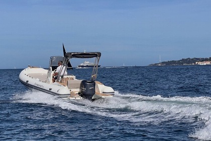 Charter RIB CAPELLI TEMPEST 700 Grimaud