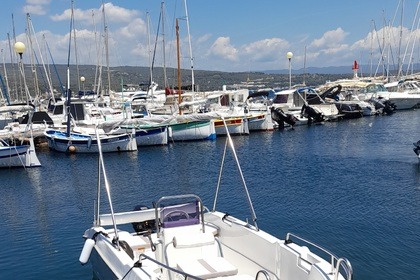 Location Bateau sans permis  Prusa Coque open 450 La Ciotat