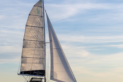 Hire Catamaran  Lagoon 40 Athens