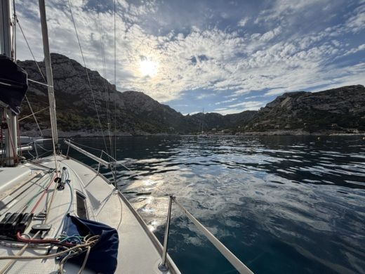 Бандоль Sailboat Beneteau First 25.7 alt tag text