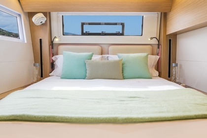 Verhuur Catamaran  Lagoon 51 Iconic  Kaštel Gomilica