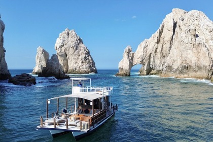 Alquiler Lancha Catamaran Platform 36' Cabo San Lucas