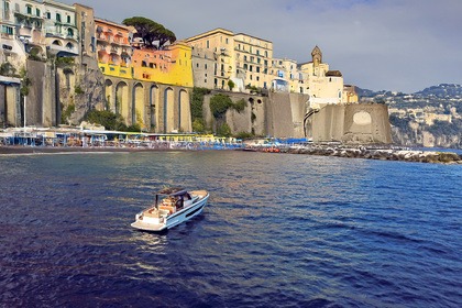Charter Motorboat Yacht Allure 38 Sport T-TOP Sorrento