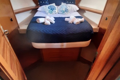 Noleggio Barca a motore Raffaelli Regal 35 Castellammare di Stabia