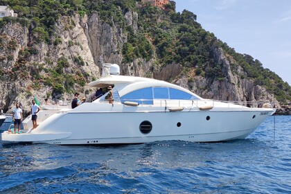 Noleggio Barca a motore Aicon Yachts Aicon 62 SL Porto Rotondo