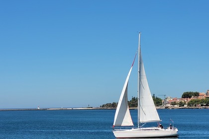 Hyra båt Segelbåt JEANNEAU 12 M. SUN FAST 39 Porto