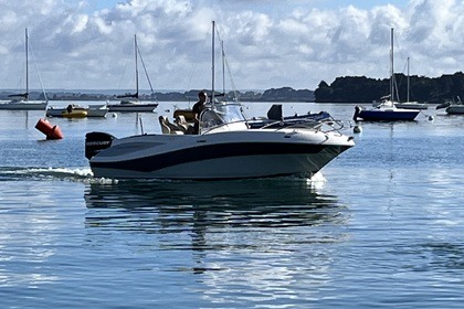 Location Bateau à moteur Delphia yacht QuickSilver 635 commande Sarzeau