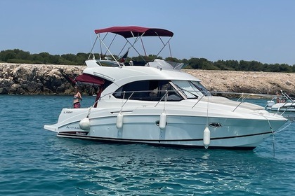 Charter Motorboat Beneteau Antares 30 Fly Port-de-Bouc