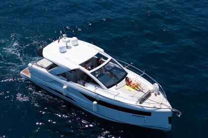 Location Bateau à moteur Jeanneau Prestige 46 Capri