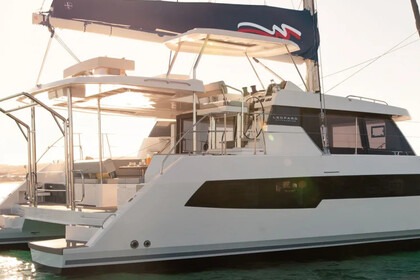 Rental Catamaran  Moorings 4200/3/3 Antigua and Barbuda