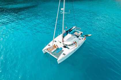 Rental Catamaran Lagoon Avistamiento Delfines Catamarán Privado Benalmádena