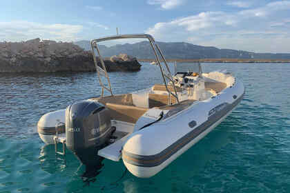 Hire RIB Capelli Capelli Tempest 775 Hyères