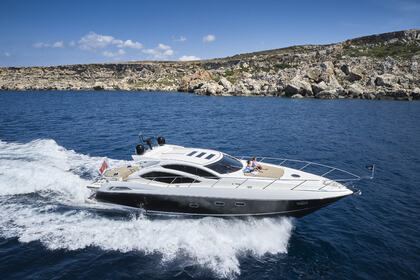 Hire Motor yacht Sunseeker Predator 64 Birgu