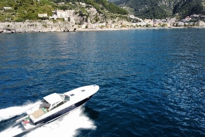 Charter Motorboat Itama 40 Amalfi