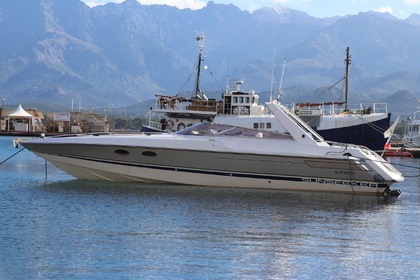 Charter Motorboat SUNSEEKER TOMAHAWK 37 Calvi