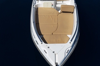 Noleggio Barca a motore Nireus - Milos 2023 Milos