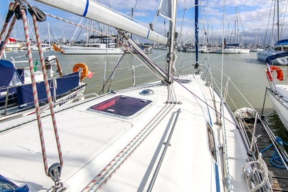 Miete Segelboot BAVARIA 30 CRUISER La Rochelle