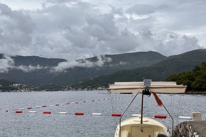 Hire Motorboat Elan Passara Đenovići