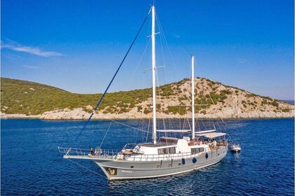 Rental Gulet Custom built Gulet with a capacity of 8 people Ketch Göcek