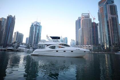 Miete Motoryacht Majesty 2015 Dubai