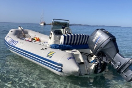 Hire RIB Zodiac Medline Hyères