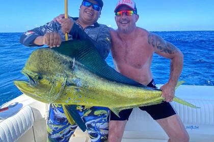 Alquiler Lancha Luhrs 2004 Puerto Aventuras