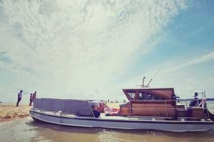 Aluguel Lancha Ducros Bateau bac chaland Lège-Cap-Ferret