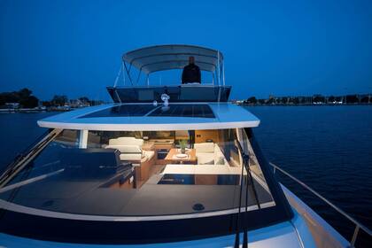 Ενοικίαση Μηχανοκίνητο σκάφος Greenline 45 Fly Hybride Λευκάδα