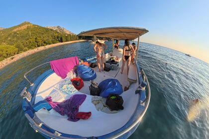 Hire Motorboat Vela luka, Greben Maestral 700 Budva