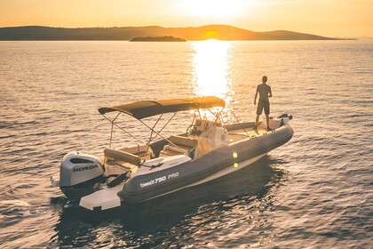 Noleggio Gommone Marlin Dynamic 790 Gray Trogir